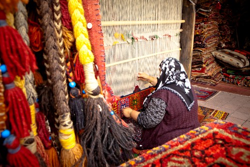 Afghhani Rug Making The Allure Of The Afghan Rug | Centuries Of Handmade Traditional Beauty
